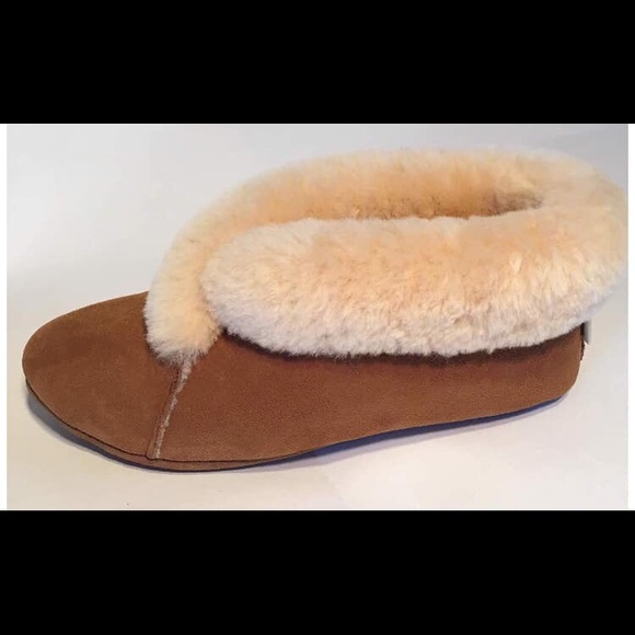 Sheepskin Sippers - Picture 6 of 7